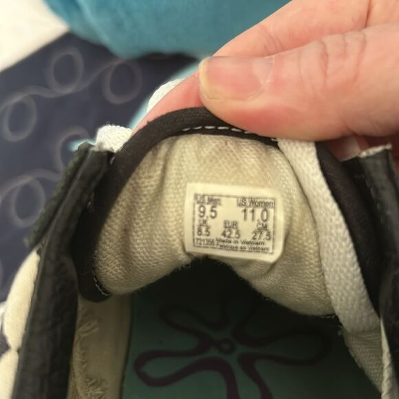 Vans x SpongeBob Old Skool Unisex Sneakers Black Checkered Casual - Picture 8 of 8